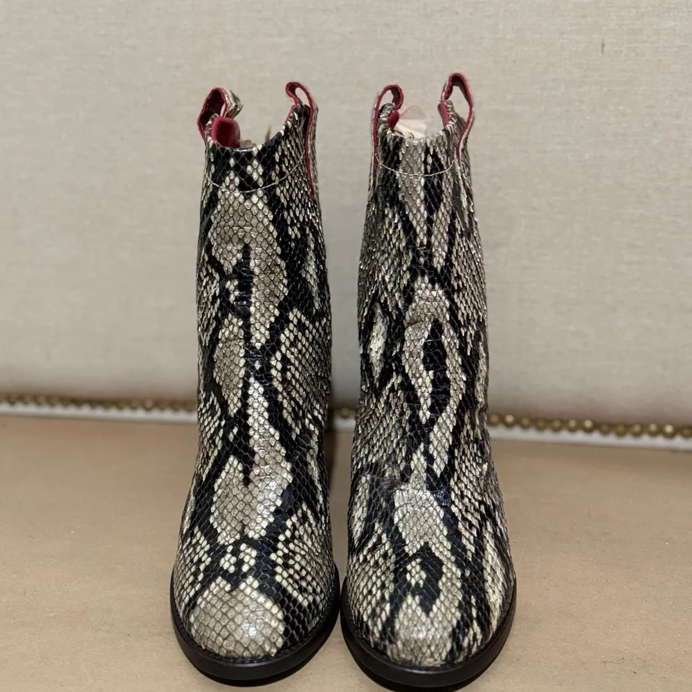 Alcalas’s Python Boots - Picture 2 of 3